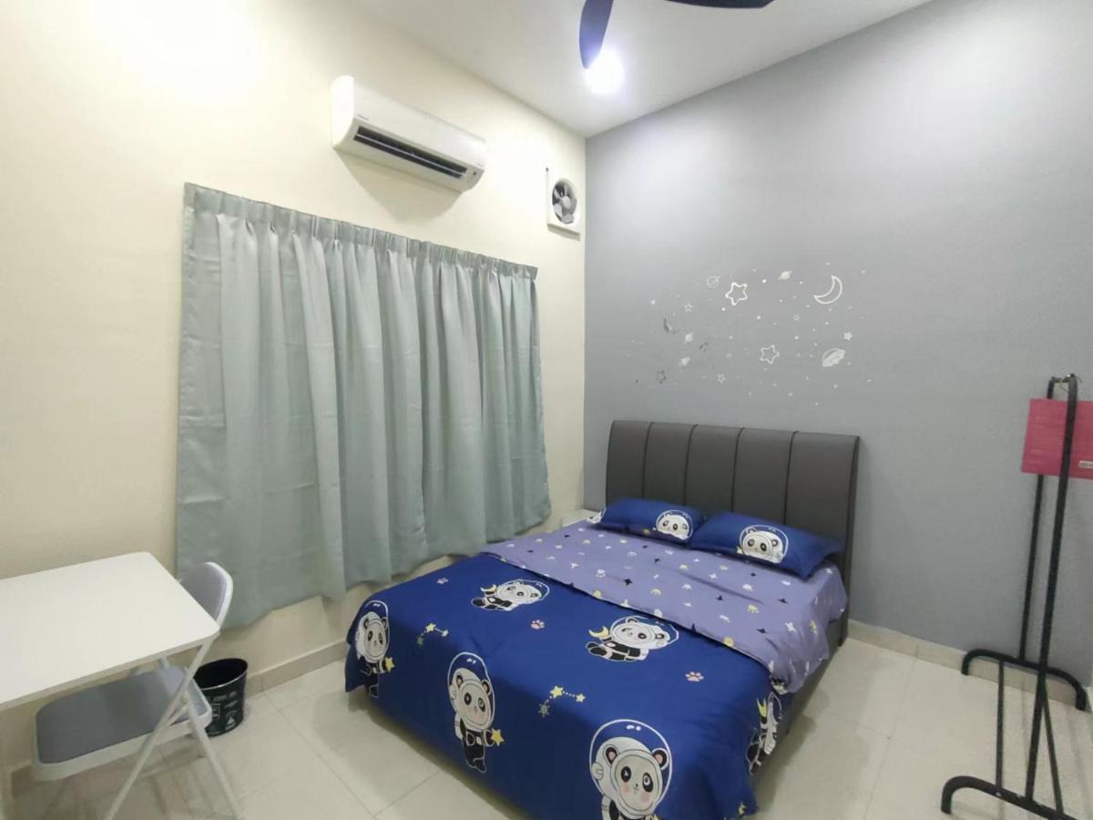 My Homestay Sitiawan - Astronaut Space House 8 Pax Εξωτερικό φωτογραφία